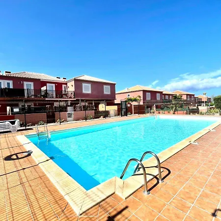 Apartamento Con Piscina Cerca De Playa En Caleta De Fuste *
