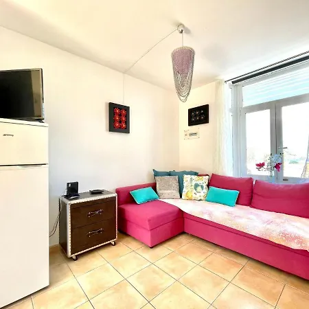 Apartamento Con Piscina Cerca De Playa En Caleta De Fuste Apartament